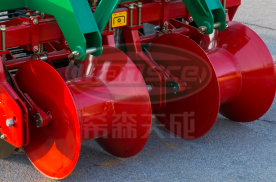 2017新款！4UX-170A型悬挂式马铃薯收获机，你值得拥有！